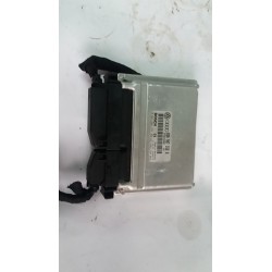 AUDI A4 1.8  STEROWNIK...