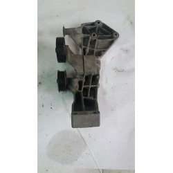 MERCEDES W168 ŁAPA SILNIKA...