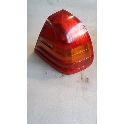 MERCEDES W 202 SEDAN LAMPA...