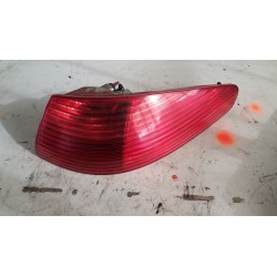 PEUGEOT 607 LAMPA TYŁ PRAWA...