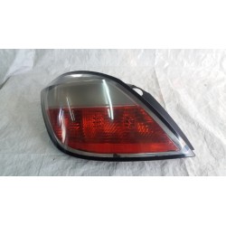 OPEL ASTRA H LAMPA LEWY TYŁ...