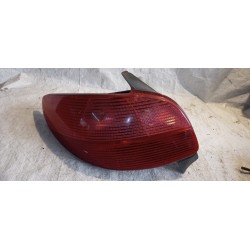 PEUGEOT 206 HB LAMPA LEWY TYŁ