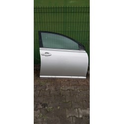 TOYOTA AVENSIS T25 DRZWI...
