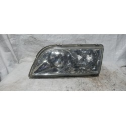 VOLVO V40 LIFT LAMPA PRZÓD...