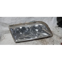VOLVO V40 LIFT LAMPA PRZÓD...