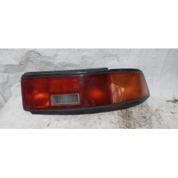 MAZDA 323F LAMPA TYŁ PRAWA